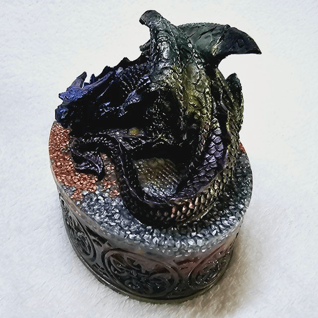 Orgonite  dragon couché