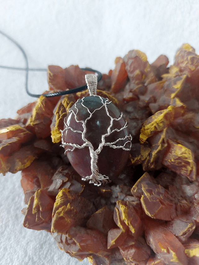 ARBRE DE VIE ARGENTE SUR AGATE INDIENNE